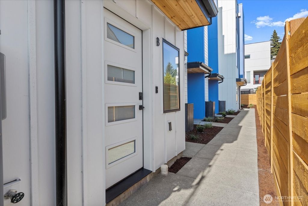 Photo of 918 28th Avenue S #B, Seattle, WA 98144 (MLS # 2407584)