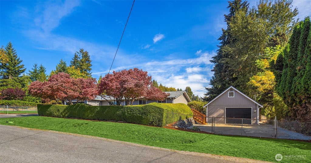Photo of 20004 142nd Avenue SE, Kent, WA 98042 (MLS # 2594115)