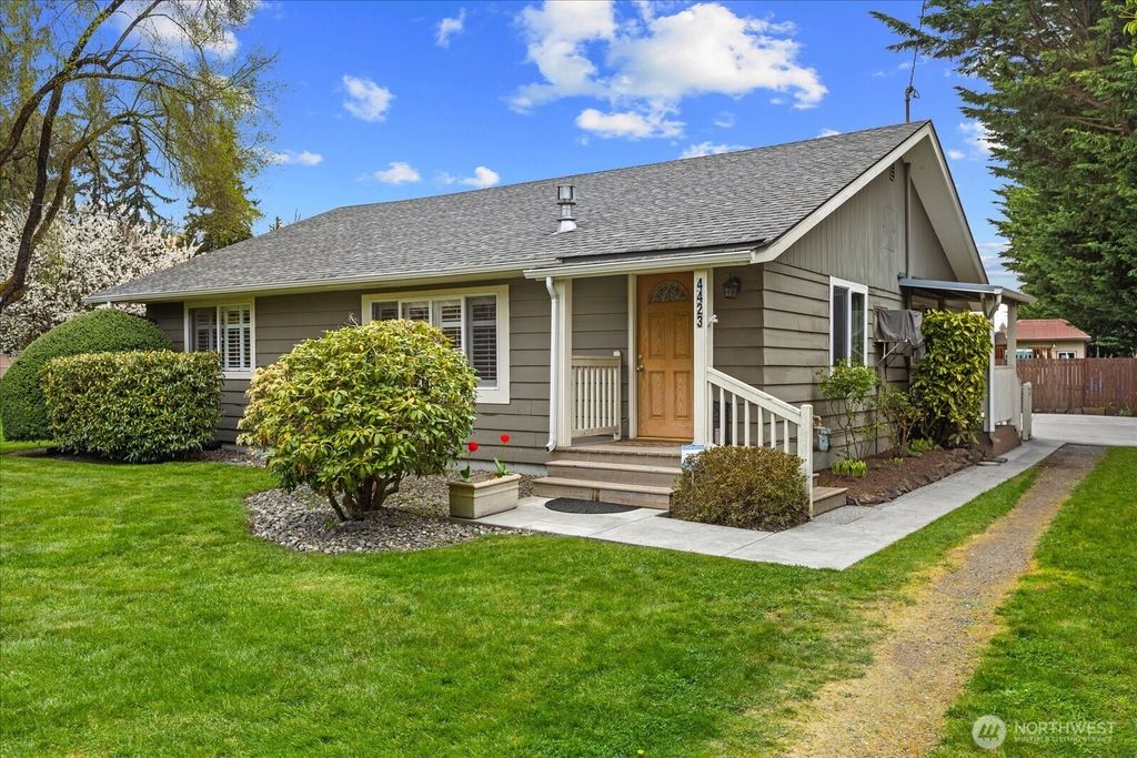 Photo of 4423 88th Street NE, Marysville, WA 98270 (MLS # 2506583)