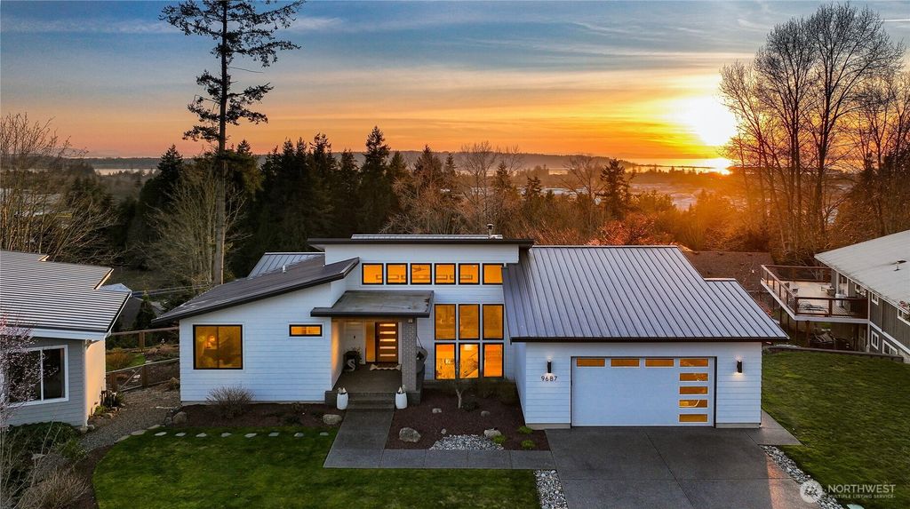 Photo of 9687 Crest Drive, Blaine, WA 98230 (MLS # 2491002)