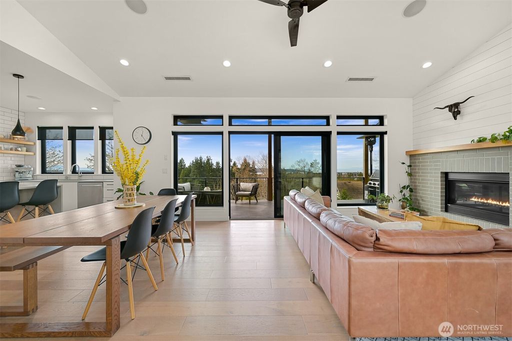 Photo of 9687 Crest Drive, Blaine, WA 98230 (MLS # 2491002)