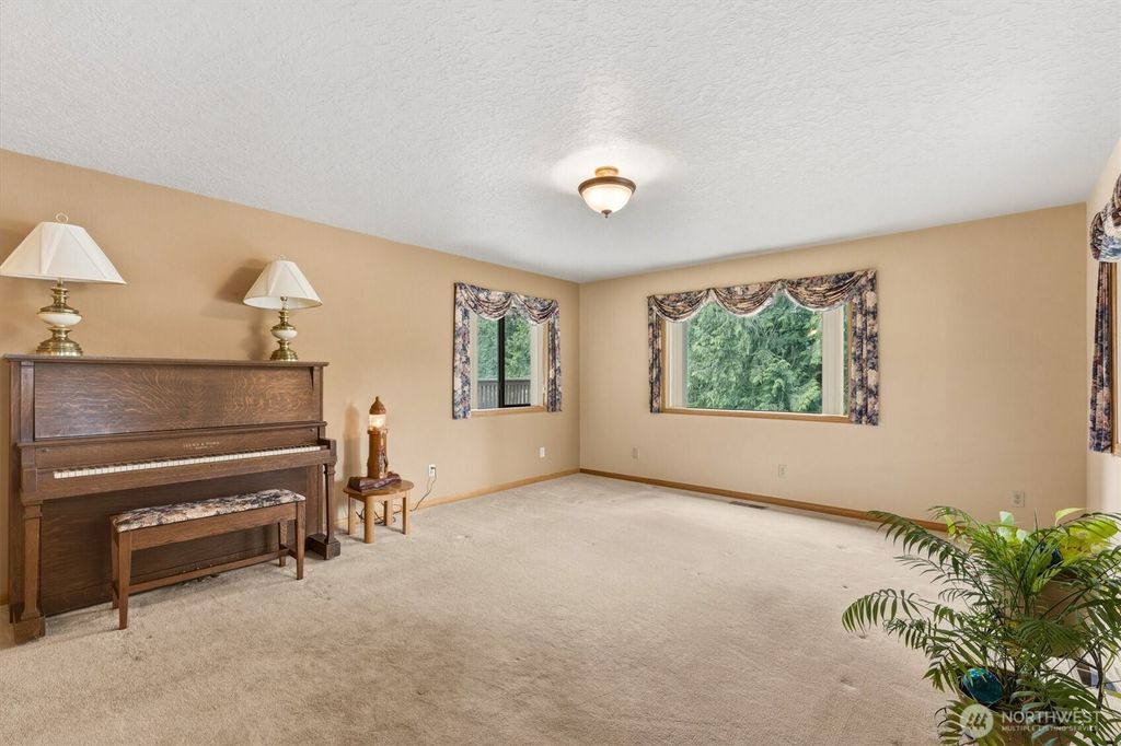 Photo of 299 Cedar Lane, Longview, WA 98632 (MLS # 2544349)