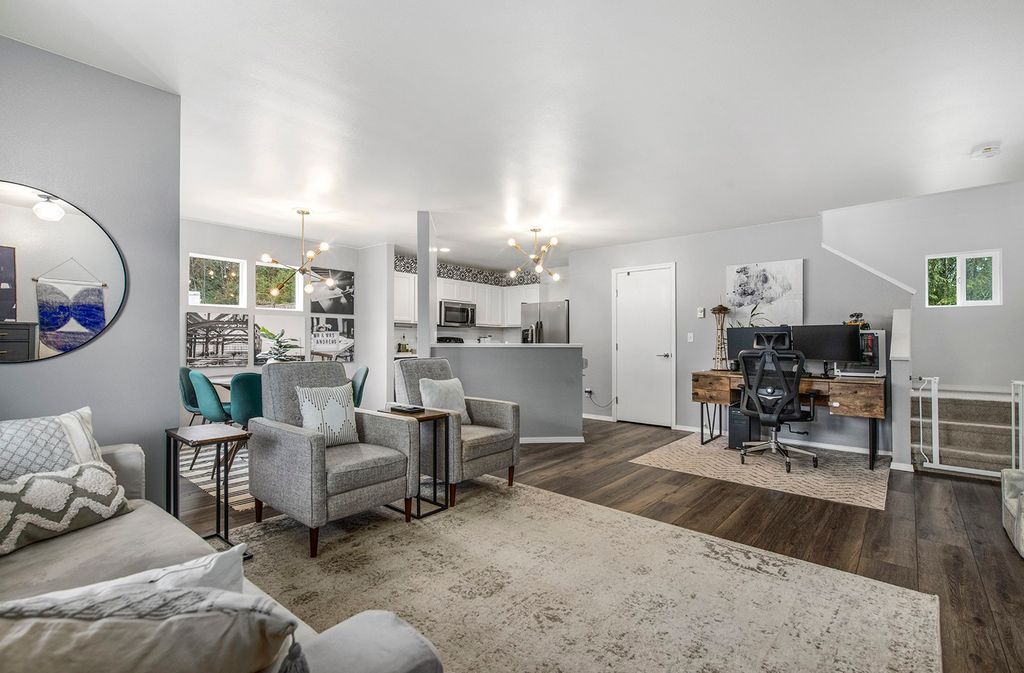 Photo of 6827 SE Gove Street, Snoqualmie, WA 98065 (MLS # 2042045)