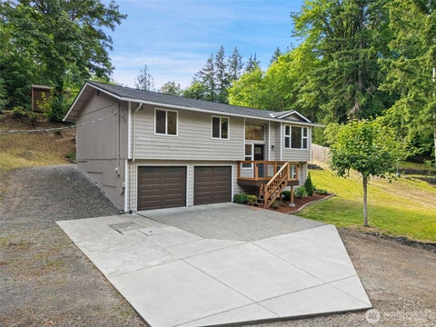 Photo of 9435 Echo Valley Road NW, Bremerton, WA 98312 (MLS # 2537163)