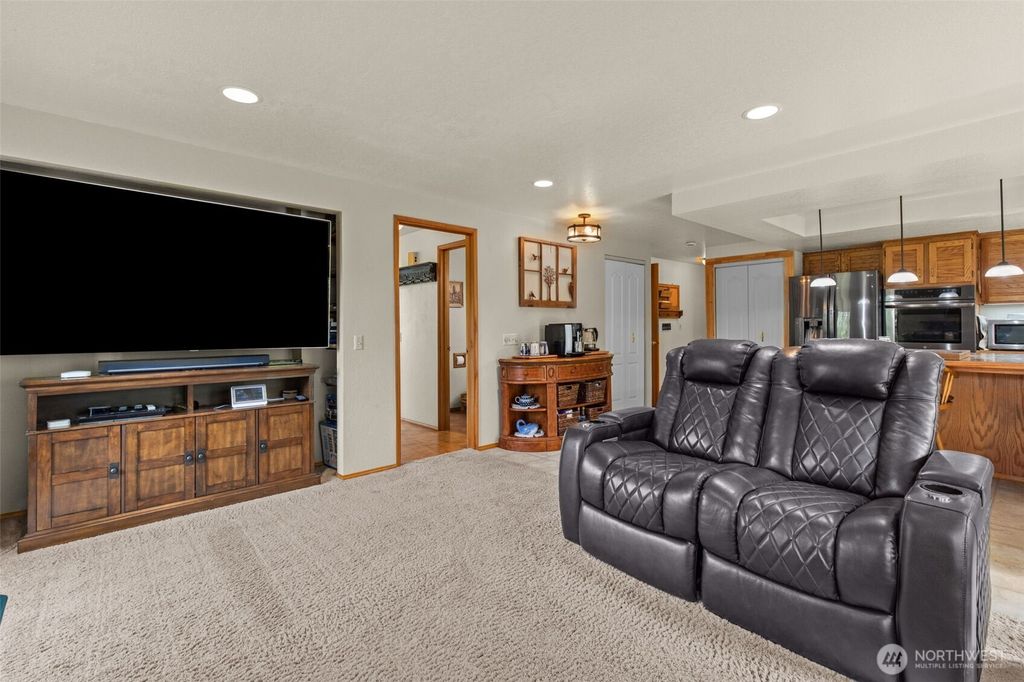 Photo of 7402 11th Street SE, Lake Stevens, WA 98258 (MLS # 2415440)