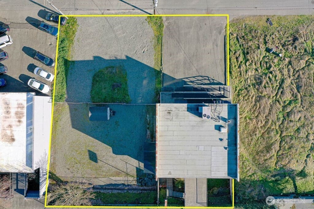 1545 Tacoma Avenue S