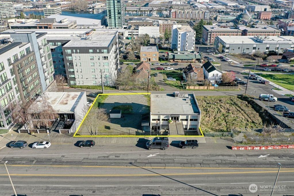 1545 Tacoma Avenue S