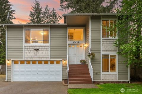 Photo of 15423 Horseshoe Avenue SW, Port Orchard, WA 98367 (MLS # 2517548)