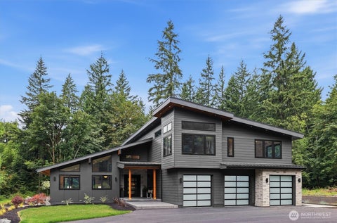 Photo of 18520 65th Avenue SE, Snohomish, WA 98296 (MLS # 2587068)