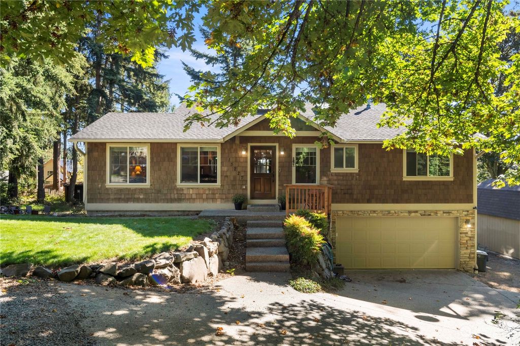 Photo of 15227 SE 234th Street, Kent, WA 98042 (MLS # 2325682)