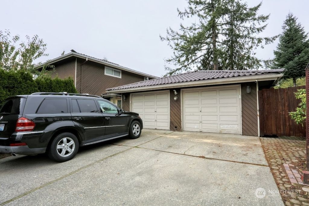 Photo of 5831 Central Drive, Mukilteo, WA 98275 (MLS # 2174694)