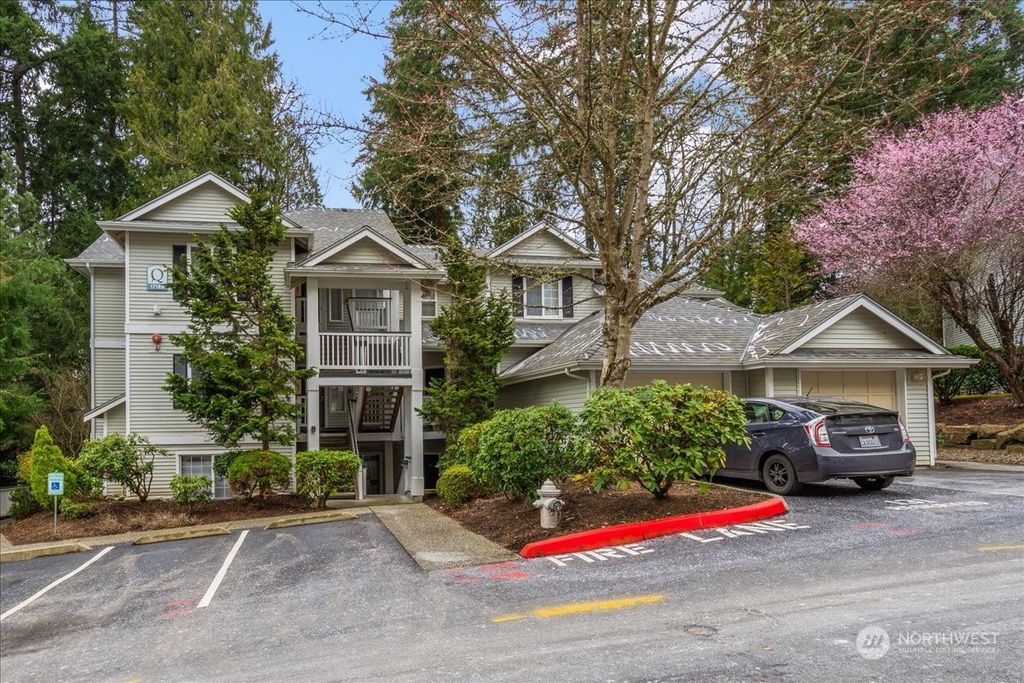 Photo of 17106 123rd Place NE #Q102, Bothell, WA 98011 (MLS # 2205118)