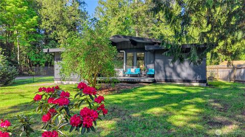 Photo of 2240 Cedar Point Drive, Point Roberts, WA 98281 (MLS # 2515581)