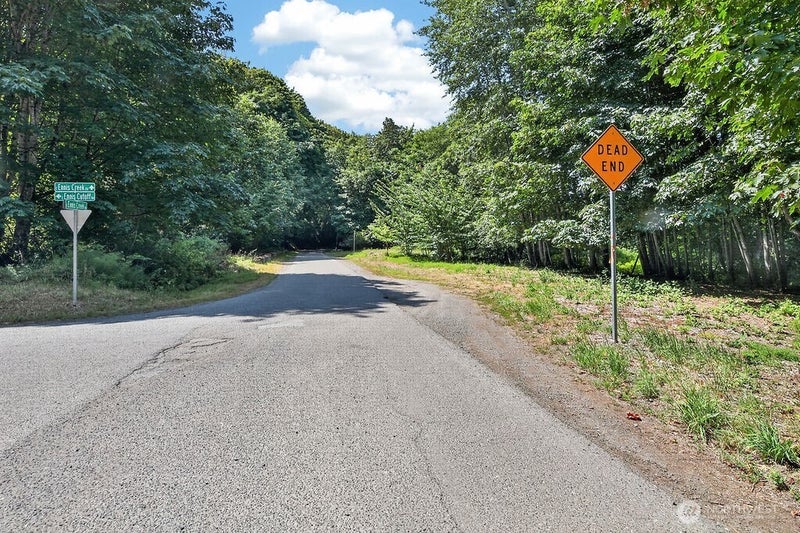 2009 E Ennis Creek Road