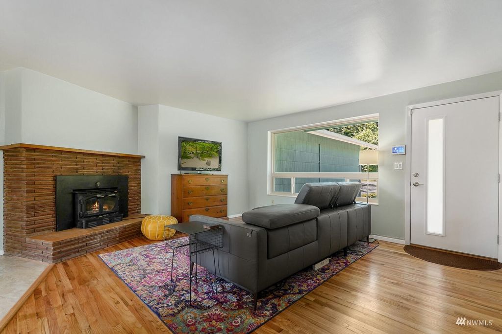 Photo of 4625 Marble Lane, Everett, WA 98203 (MLS # 1985538)