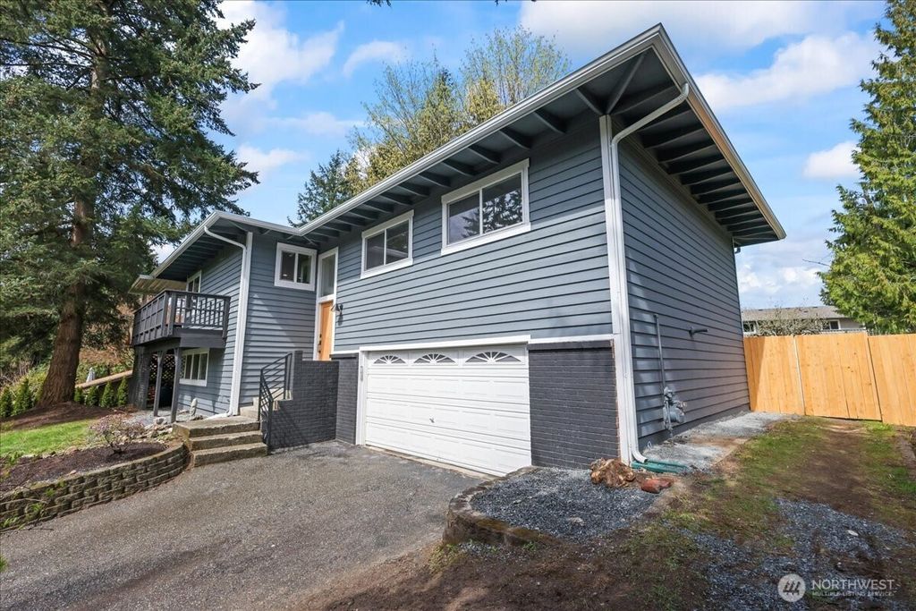 Photo of 3217 226th Place SW, Brier, WA 98036 (MLS # 2358740)