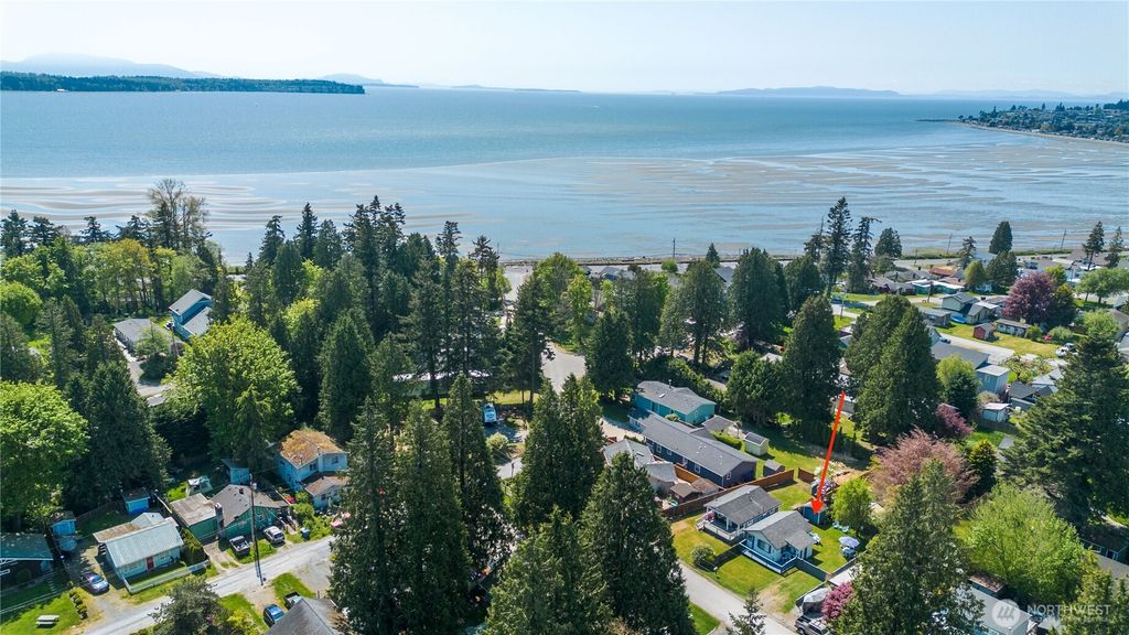Photo of 8243 Beachway Drive, Blaine, WA 98230 (MLS # 2513851)