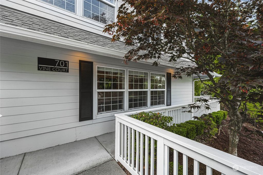 Photo of 701 Vine Court, Milton, WA 98354 (MLS # 2278231)