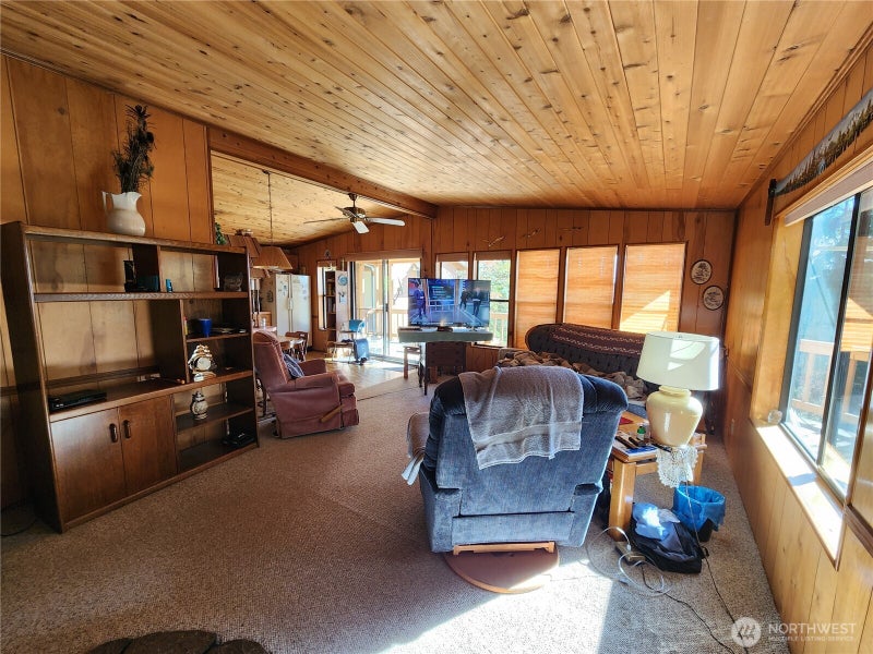 222 Towhee Lane