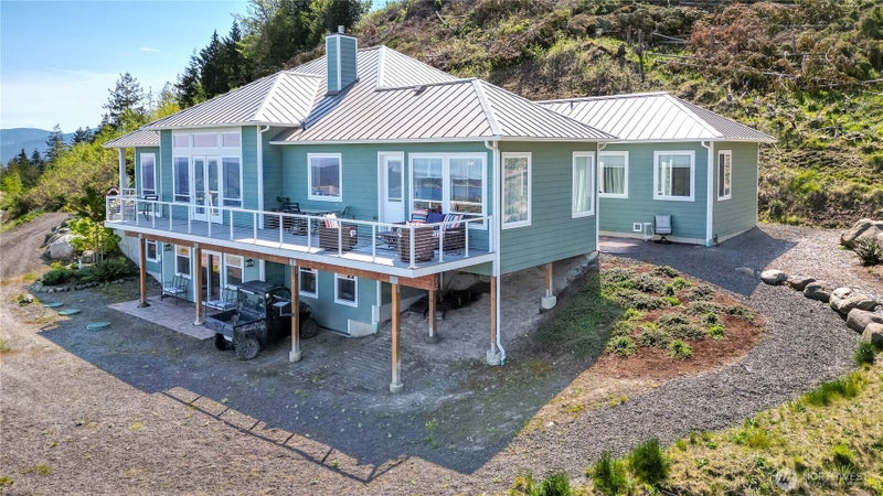 413 Mount Place