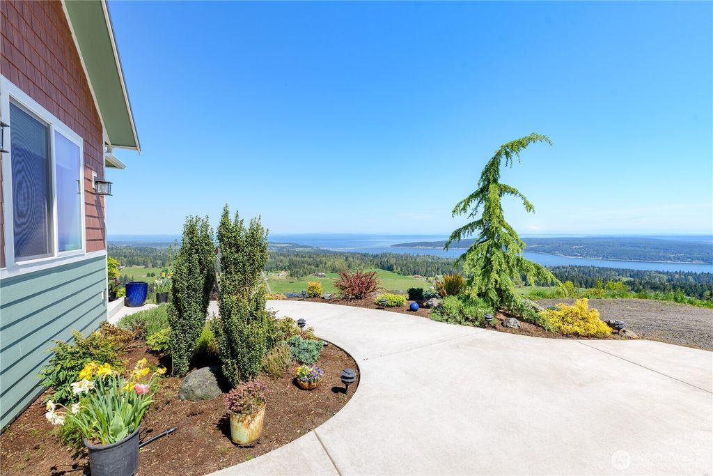 Photo of 413 Mount Place, Sequim, WA 98382 (MLS # 2518027)