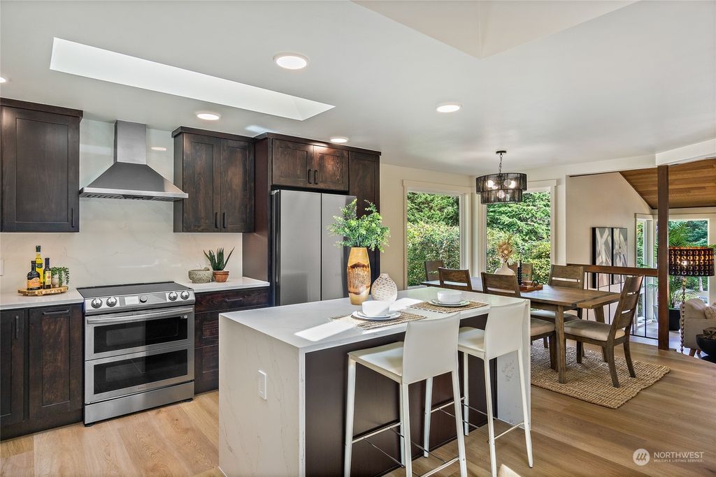 Photo of 4521 146th Avenue SE, Bellevue, WA 98006 (MLS # 2297749)