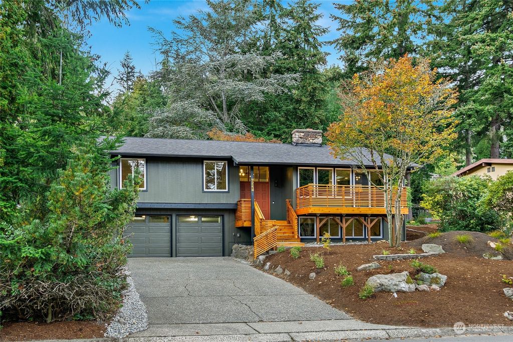 Photo of 4521 146th Avenue SE, Bellevue, WA 98006 (MLS # 2297749)