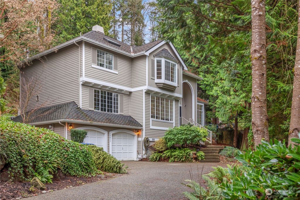 Photo of 10411 NE 152nd Place, Bothell, WA 98011 (MLS # 2186679)