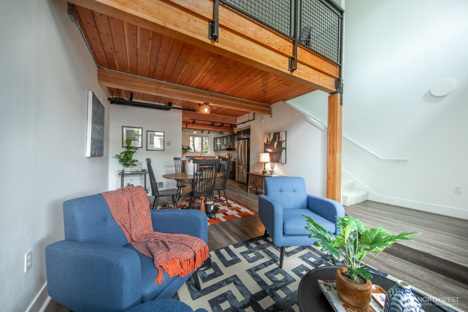 530 Broadway E 124