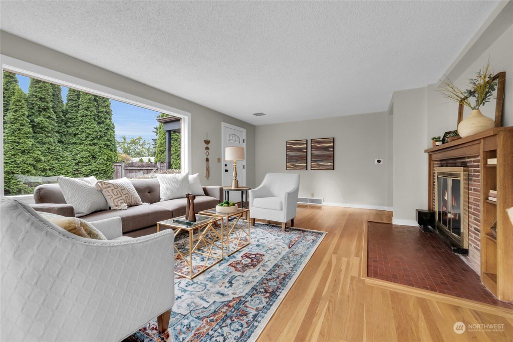 Photo of 2356 N 130th Street, Seattle, WA 98133 (MLS # 2158024)