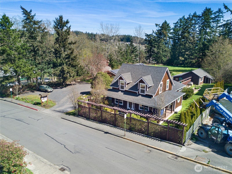 326 Carter Street