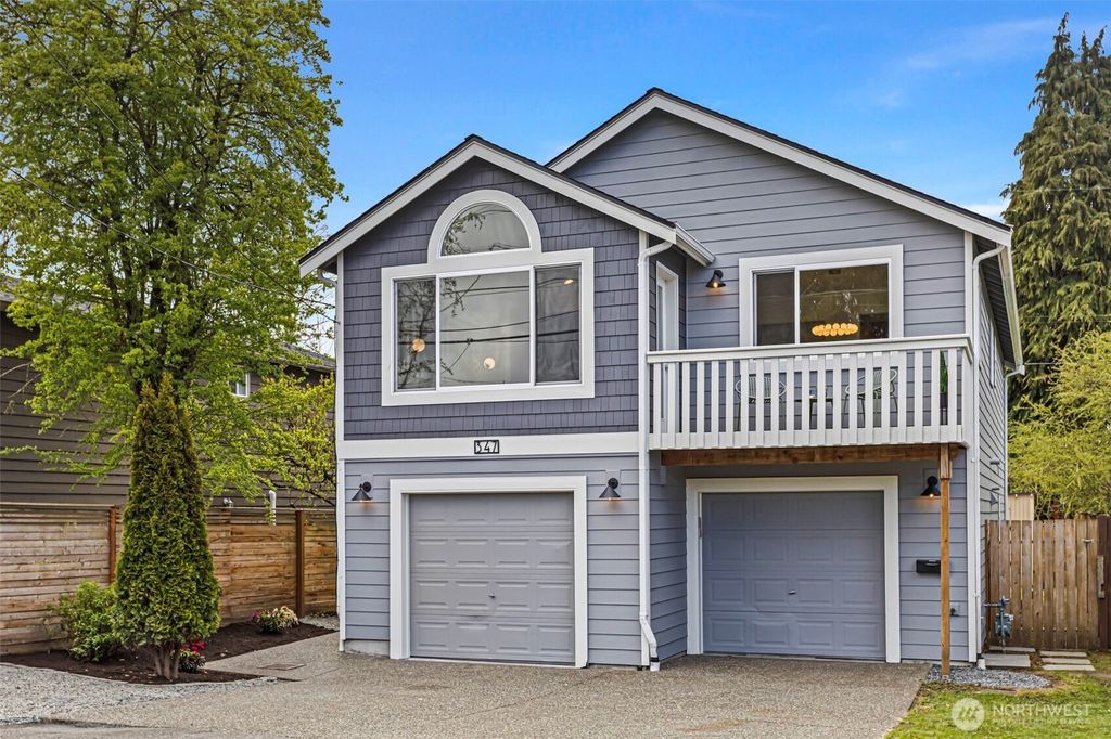 Photo of 347 N 103rd Street, Seattle, WA 98133 (MLS # 2499697)
