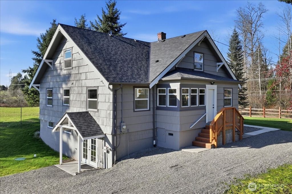 Photo of 4616 96th St E St, Tacoma, WA 98446 (MLS # 2481288)