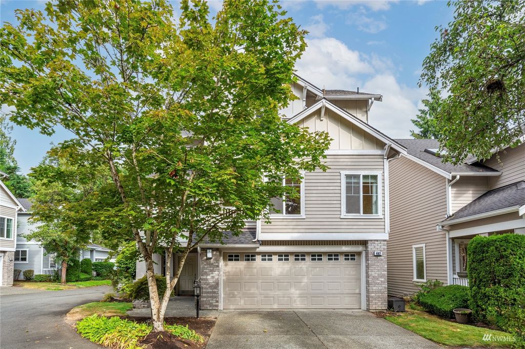 Photo of 482 Newport Way NW, Issaquah, WA 98027 (MLS # 1991712)