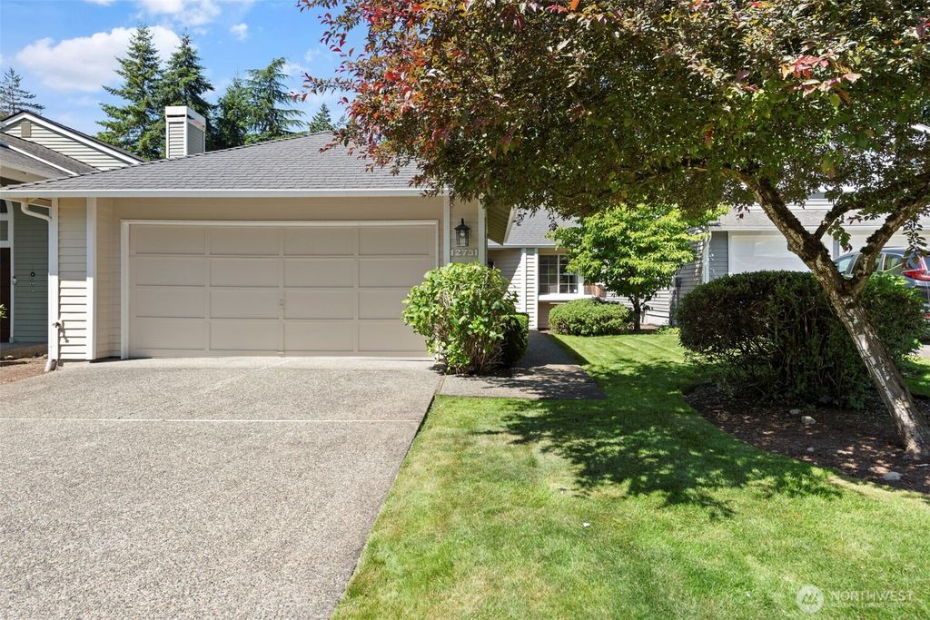 Photo of 12731 102nd Avenue NE, Kirkland, WA 98034 (MLS # 2476576)