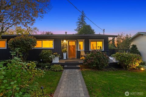Photo of 19811 11th Avenue NW, Shoreline, WA 98177 (MLS # 2444281)