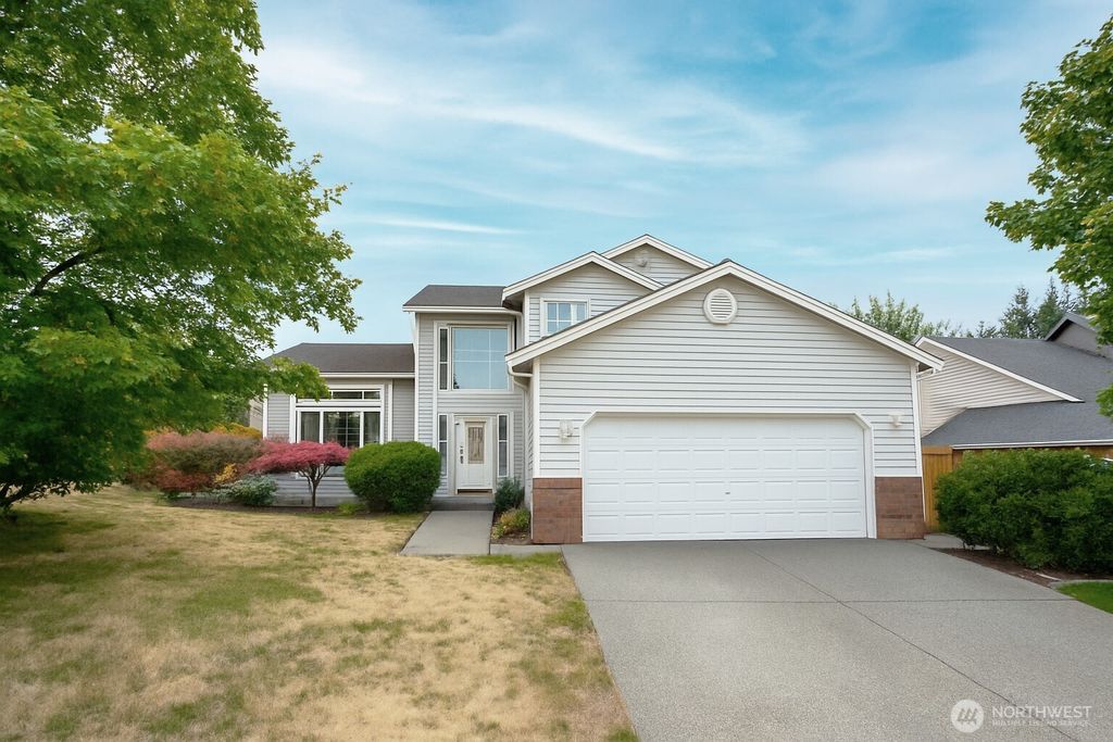 Photo of 3904 Pacific Place, Mukilteo, WA 98275 (MLS # 2390748)