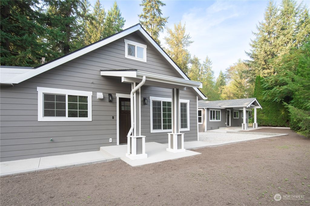 Photo of 18916 SR 9 SE, Snohomish, WA 98290 (MLS # 2049568)