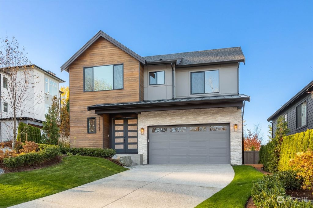 Photo of 16447 73rd Place NE, Kenmore, WA 98028 (MLS # 2000283)