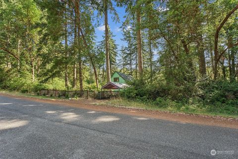 A home in Anderson Island