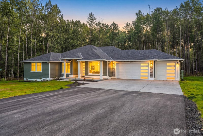 2128 277th Place NE