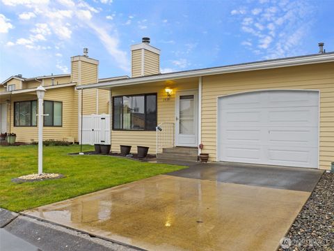 1939 F Street SE 12 Auburn WA 98354