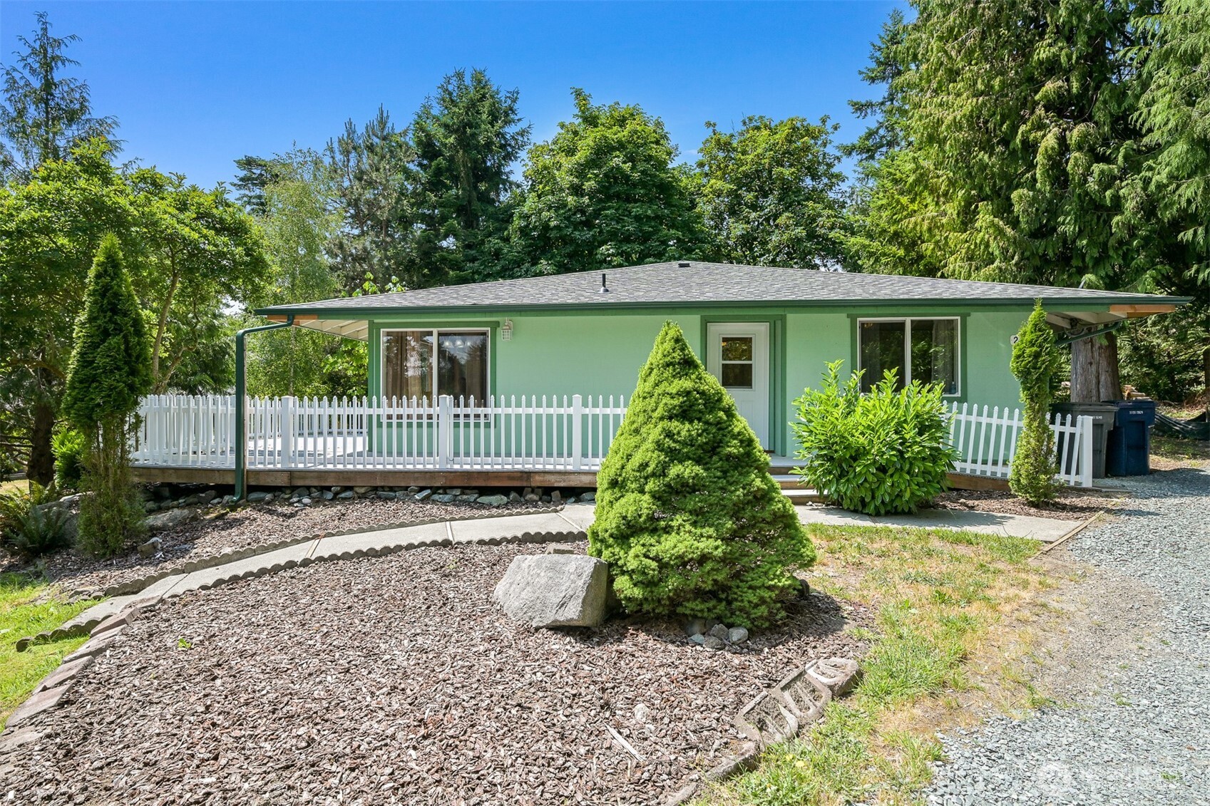 24 MAKAH Way