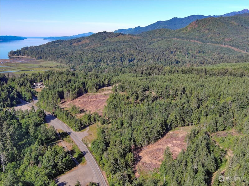 1 Mt Jupiter Road