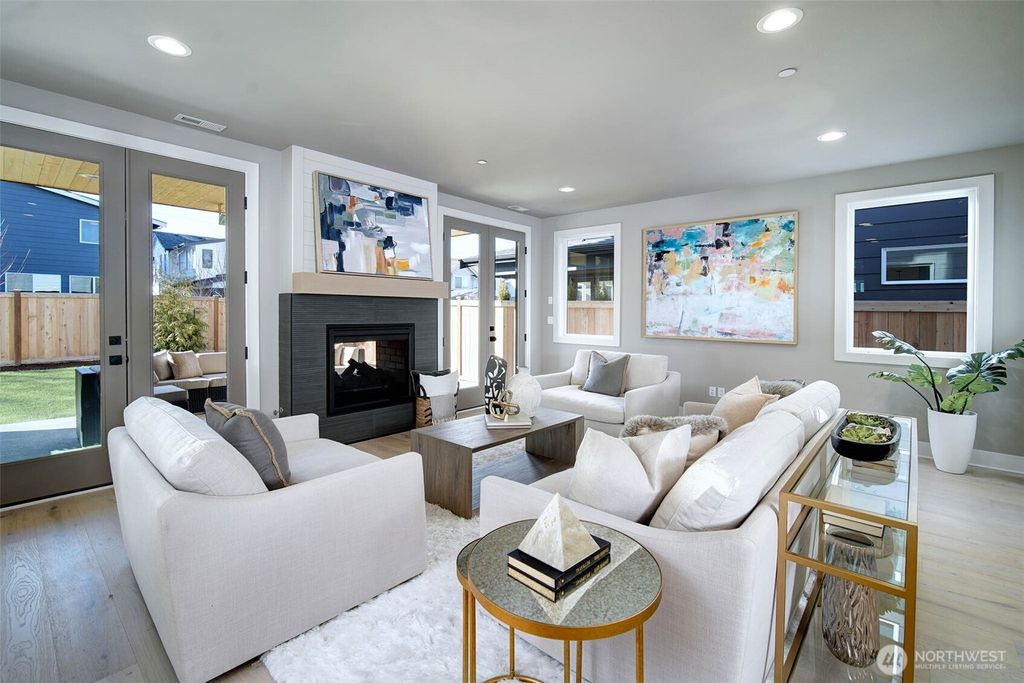 Photo of 9113 126th Avenue NE, Kirkland, WA 98033 (MLS # 2327535)