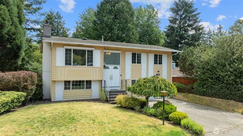 Photo of 14906 110th Avenue NE, Bothell, WA 98011 (MLS # 2540104)
