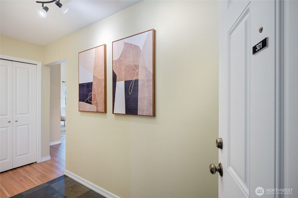 Photo of 12721 NE 129th Court #F301, Kirkland, WA 98034 (MLS # 2352600)