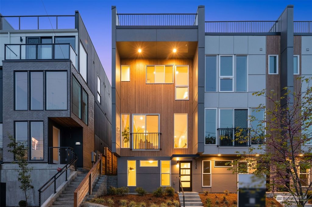 Photo of 123 26th Avenue E #A, Seattle, WA 98112 (MLS # 2239193)