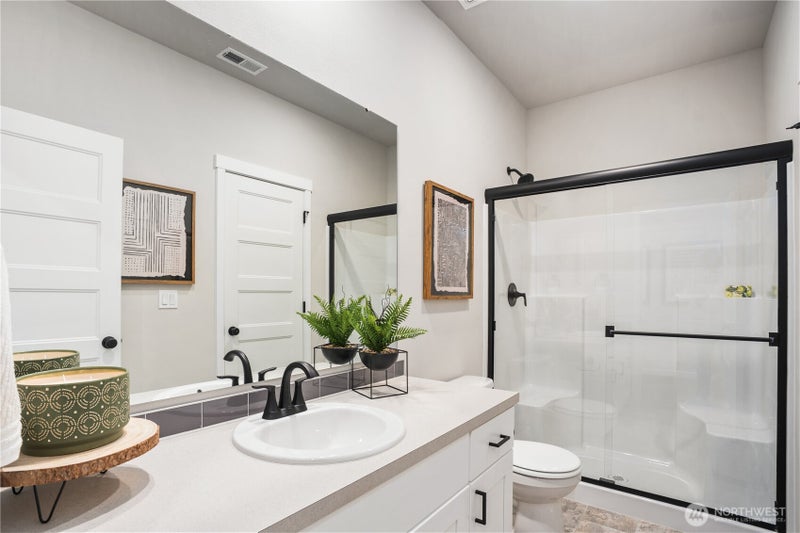 1112 68th Loop SE 8