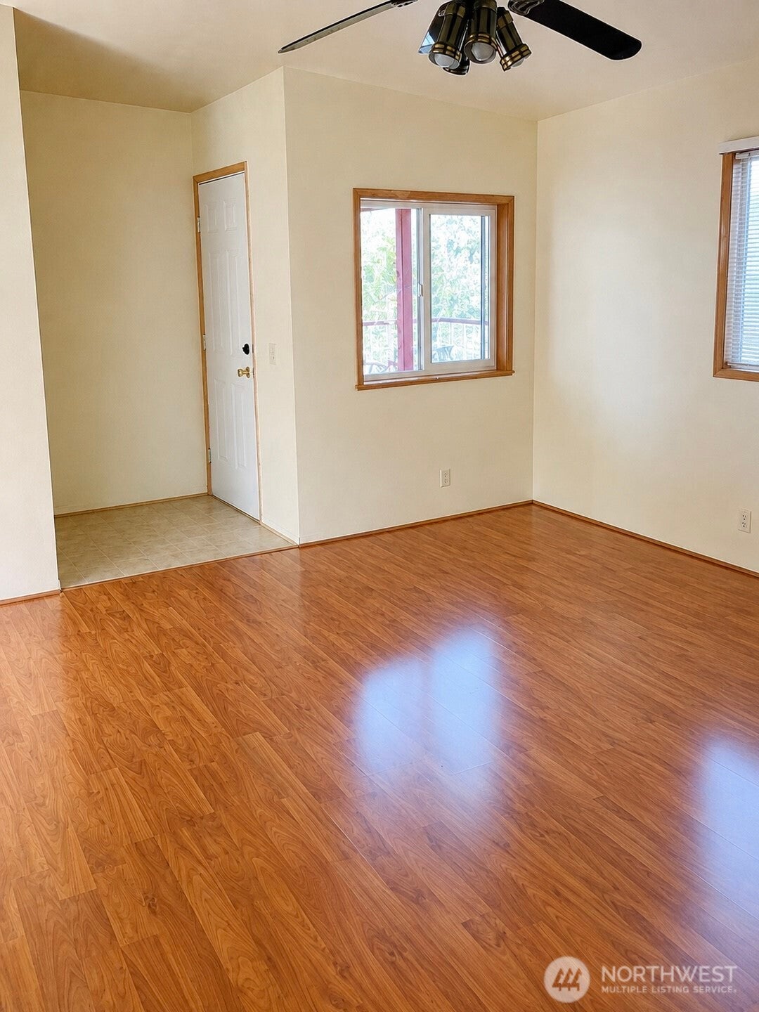 836 Harmon Way S 2